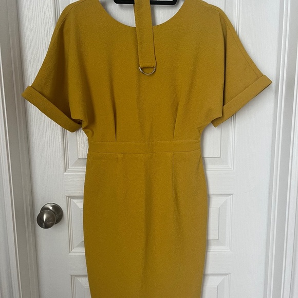 ASOS dress with belt - Picture 1 of 7